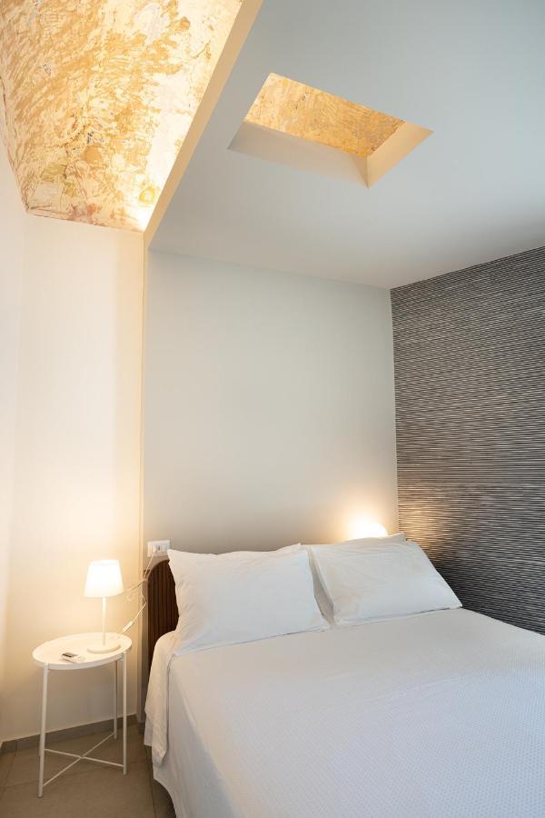 Sant'Agostino Luxury Apartments Catánia Buitenkant foto